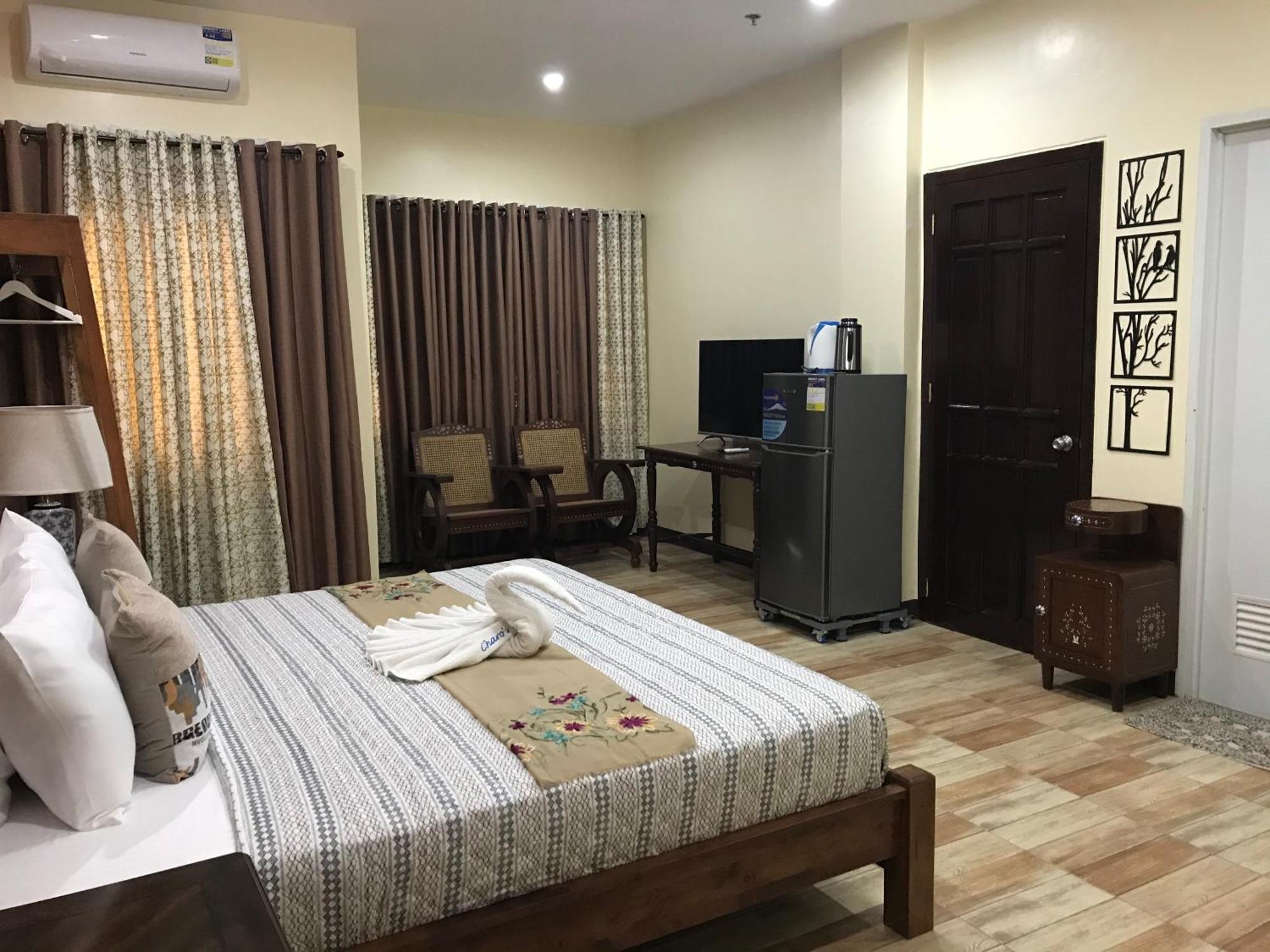 Charos Dormitel Hotell Dumaguete City Exteriör bild